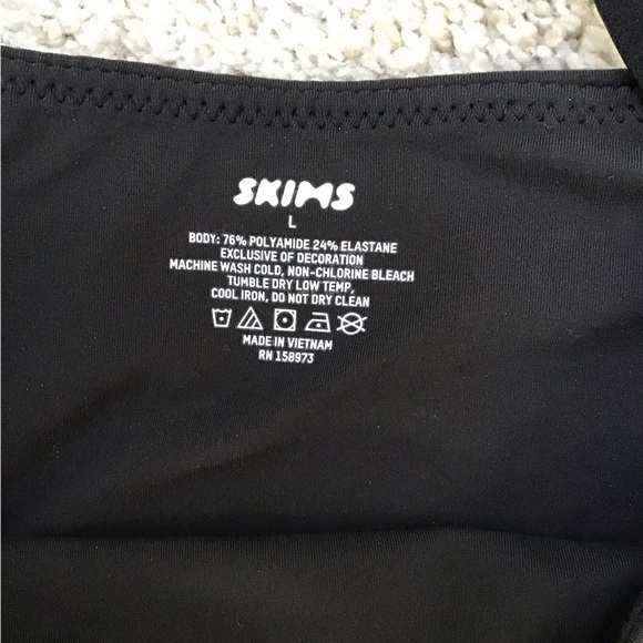 SKIMS Cami Bodysuit | Onyx - Picture 10 of 16